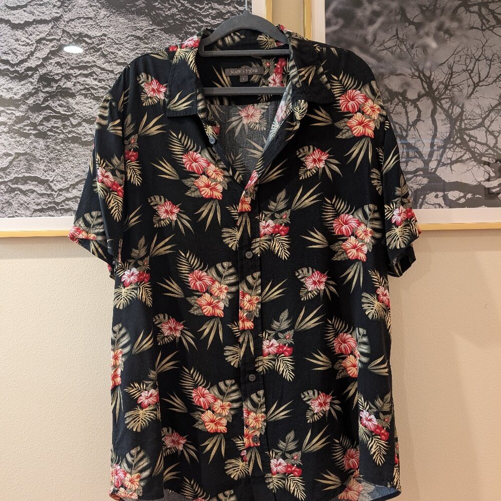 Slate & Stone Tropical Floral Viscose Short Sleeve Shirt